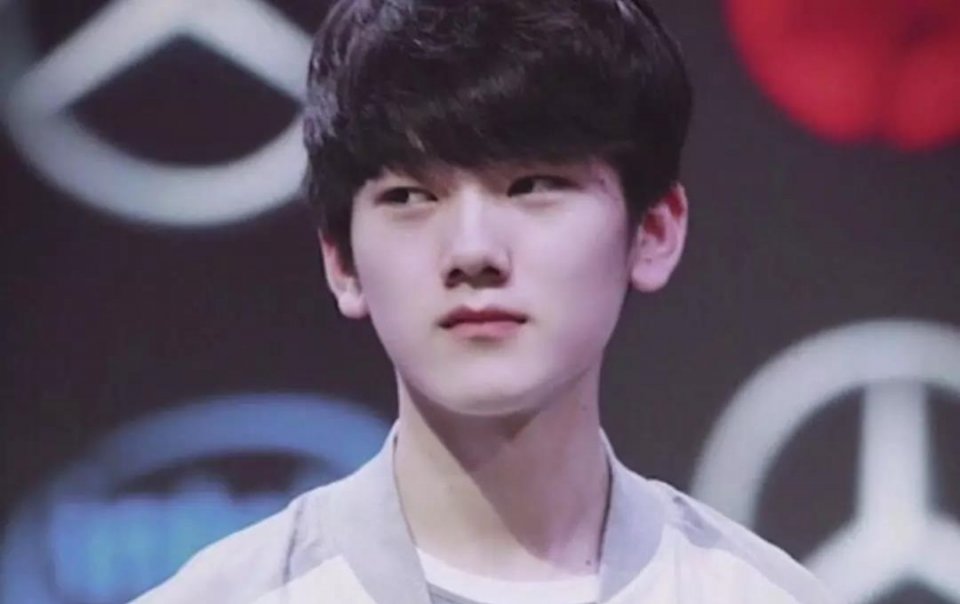 Astralis 在 IEM Cologne 2025 中以 2-0 的地图比分战胜 B8