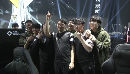 乘风儿连续犯罪 icon辛德拉重手杀戮 icon队横扫赵志铭队